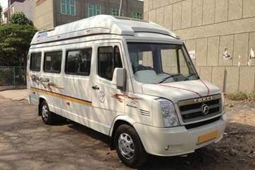 17 Seater Tempo Traveller in Amritsar